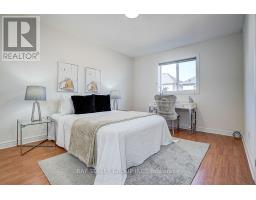 57 Gail Parks Crescent, Newmarket, ON L3X3B9 Photo 26