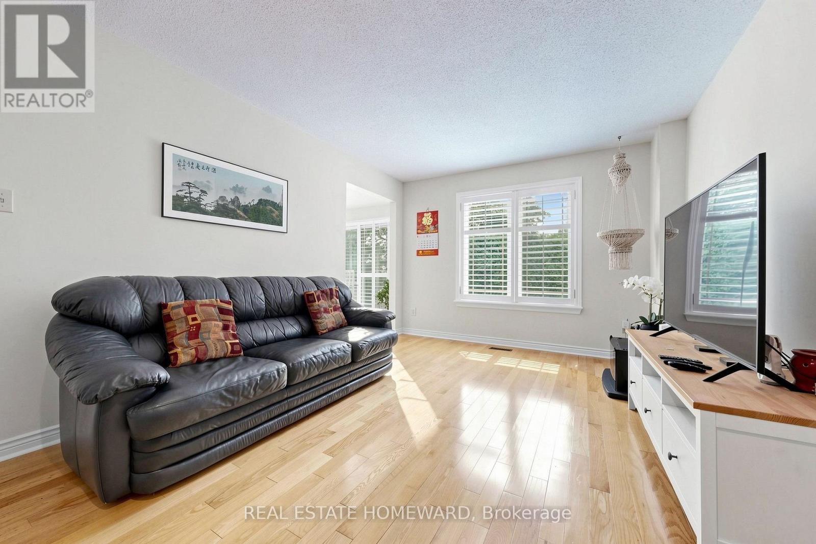 3 GREEN ACRES ROAD - 12