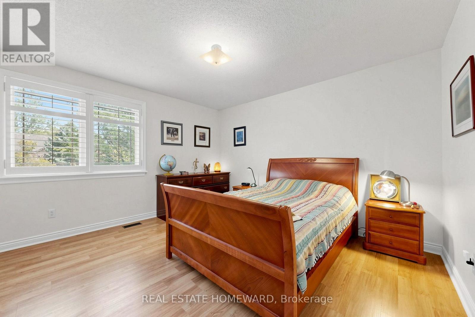 3 GREEN ACRES ROAD - 35