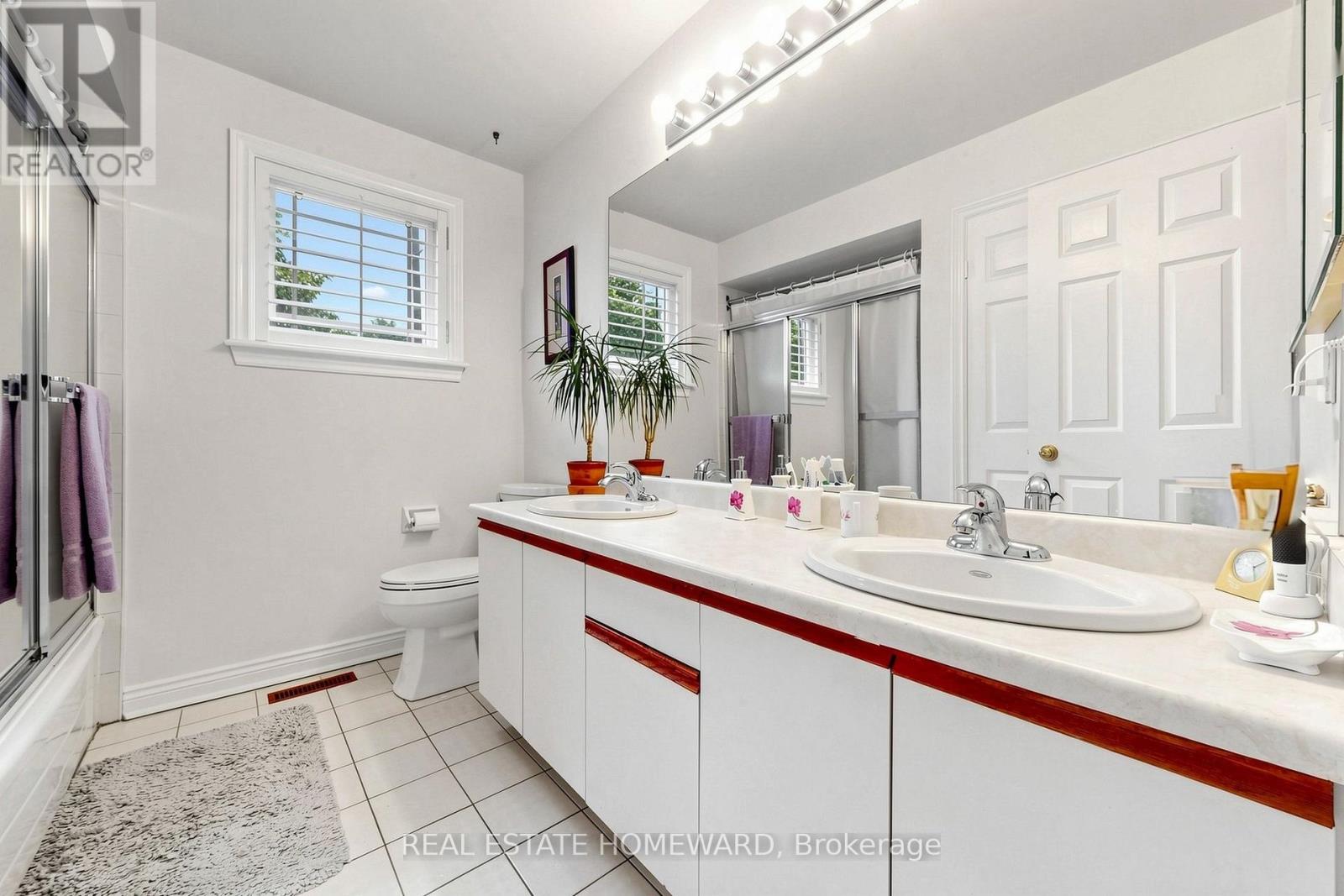 3 GREEN ACRES ROAD - 36