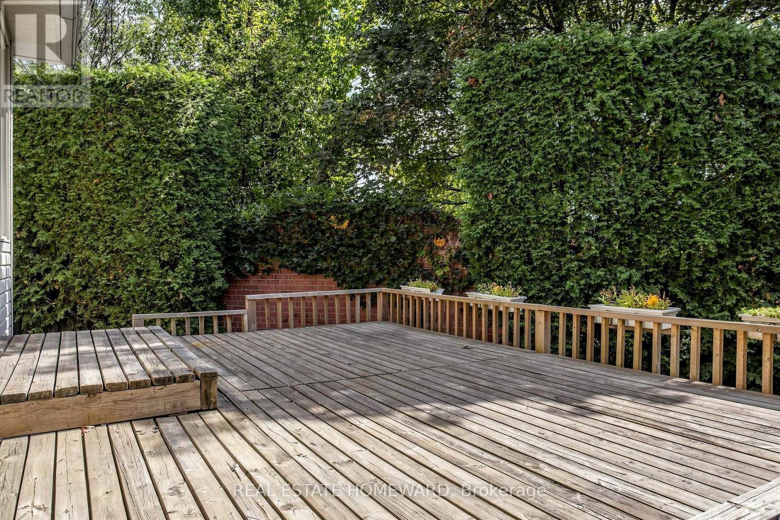 3 GREEN ACRES ROAD - 47