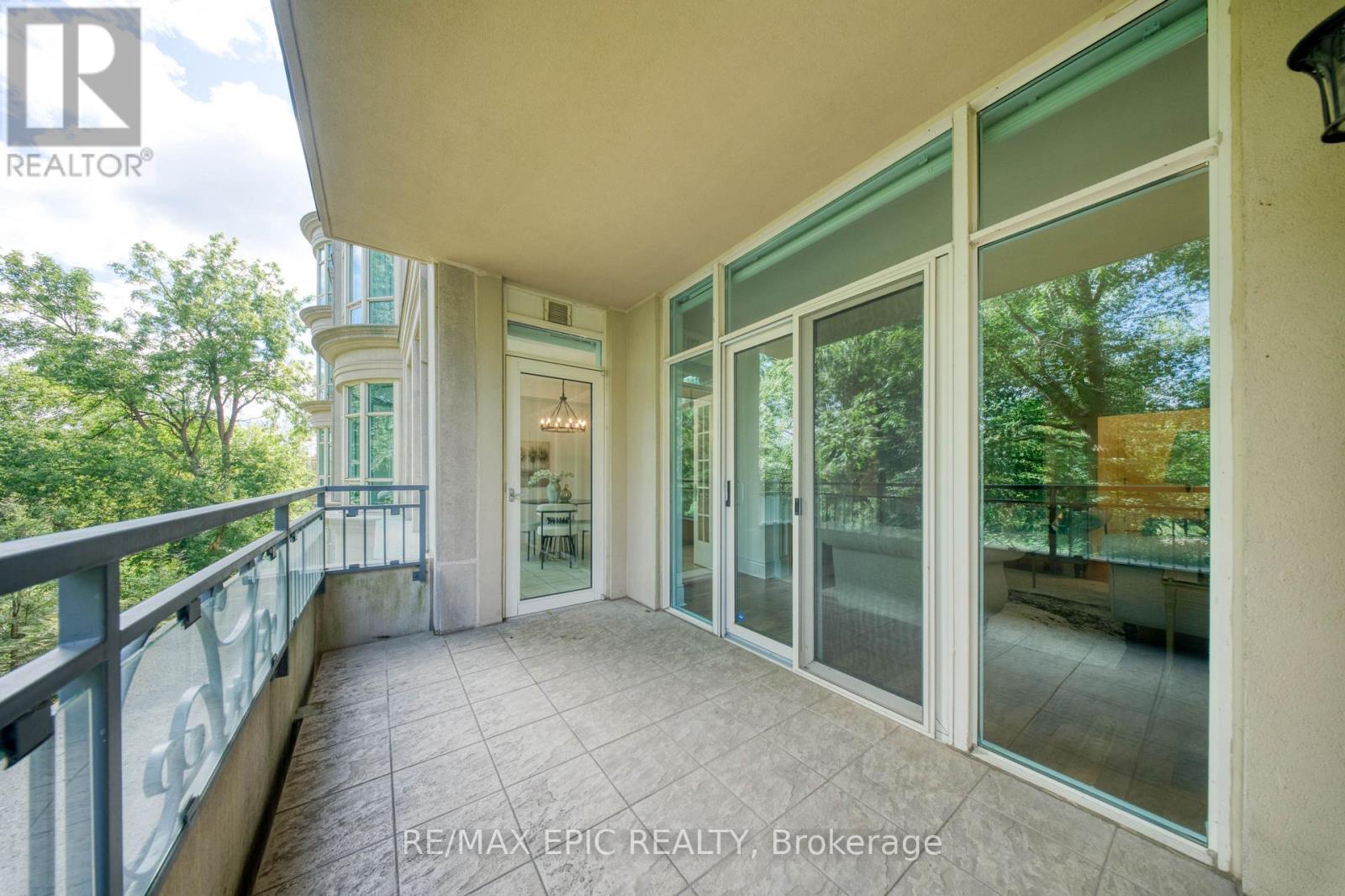 #211 7071 BAYVIEW AVENUE - 23