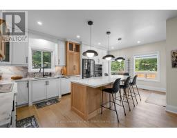 684 Lakelands Avenue, Innisfil, ON L9S4E6 Photo 17