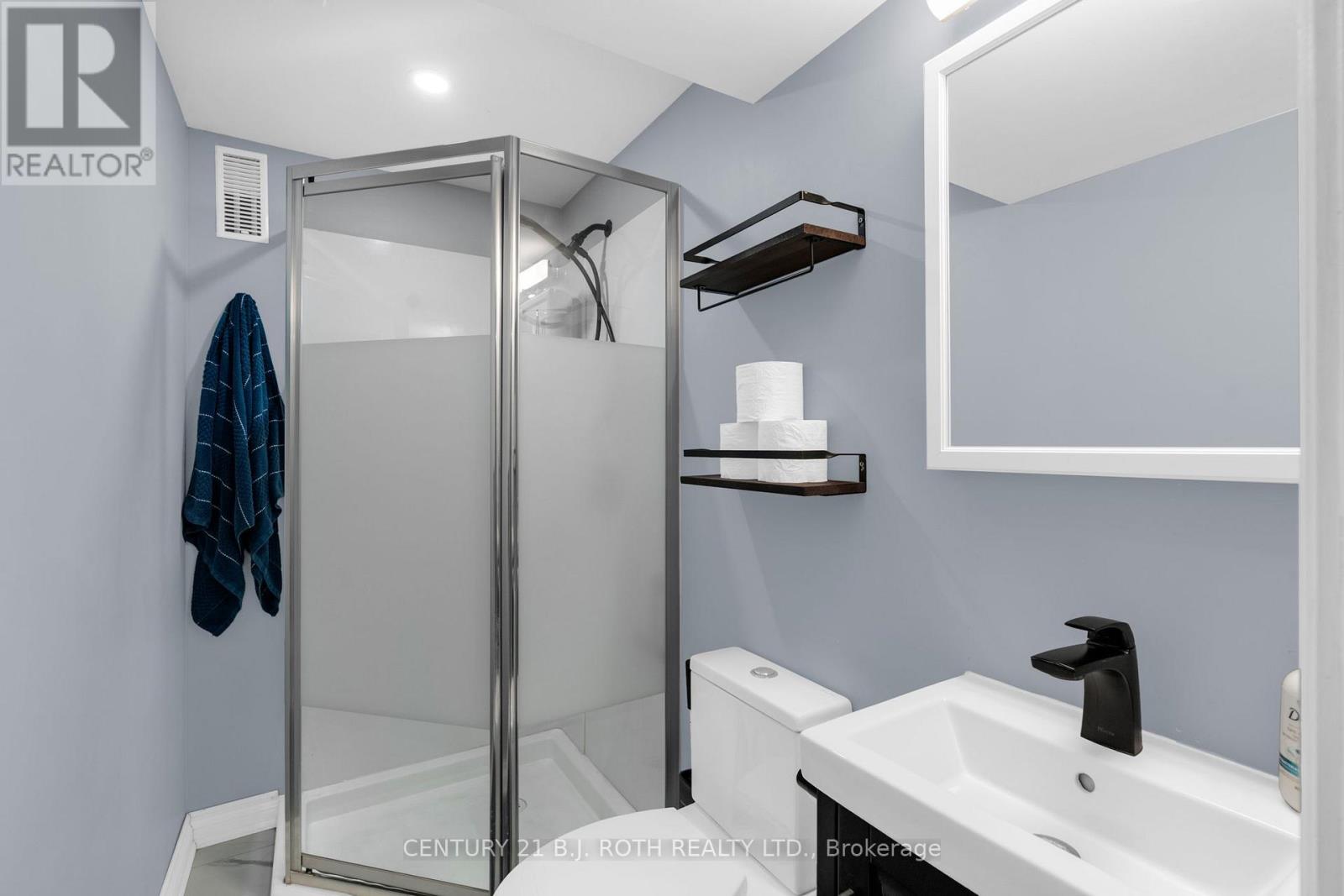 102 HOLGATE STREET - Image 31
