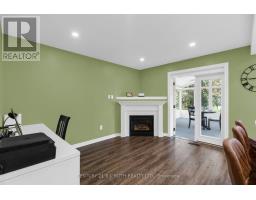 102 Holgate Street, Barrie, ON L4N2T9 Photo 16