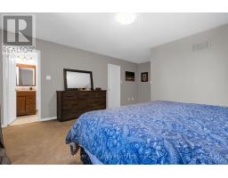 102 Holgate Street, Barrie, ON L4N2T9 Photo 23