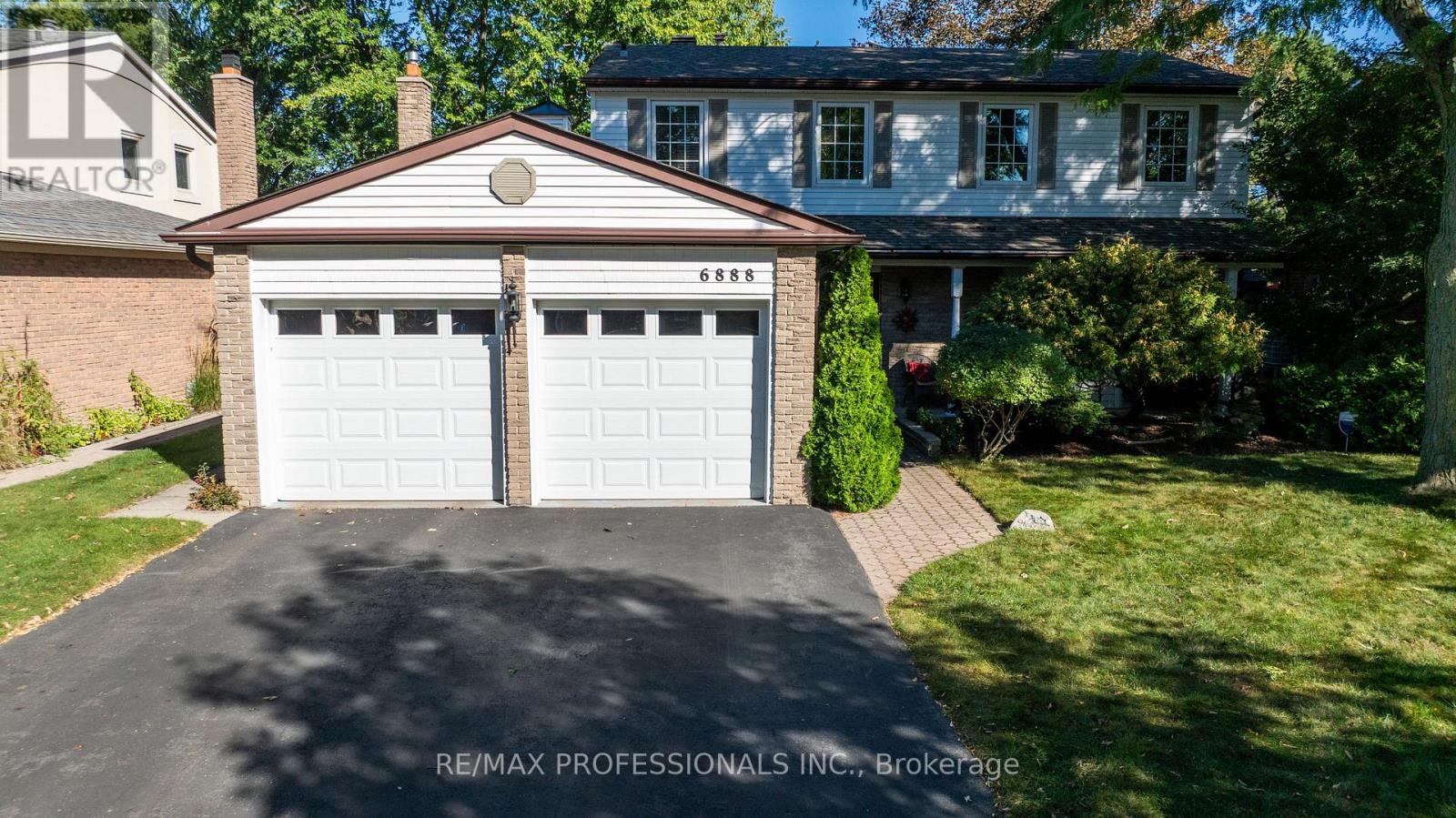 Photo of 6888 Barrisdale Drive