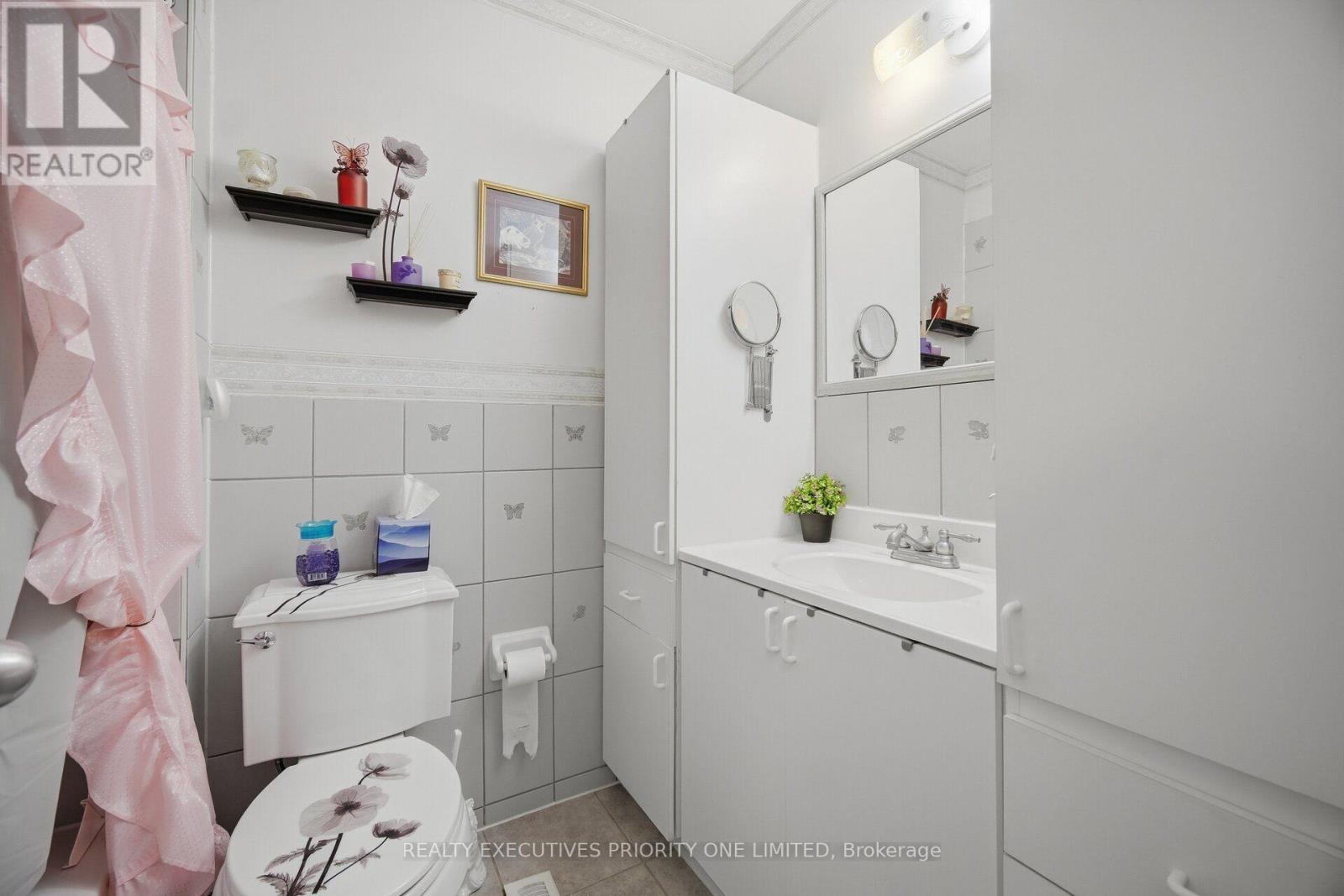 43 ELANA DRIVE - Image 25