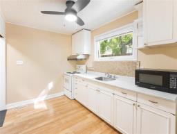 137 Kilbride Avenue, Winnipeg, MB R2V0Z7 Photo 12