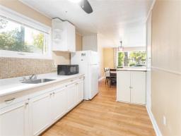 137 Kilbride Avenue, Winnipeg, MB R2V0Z7 Photo 14