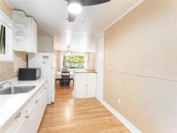 137 Kilbride Avenue, Winnipeg, MB R2V0Z7 Photo 15