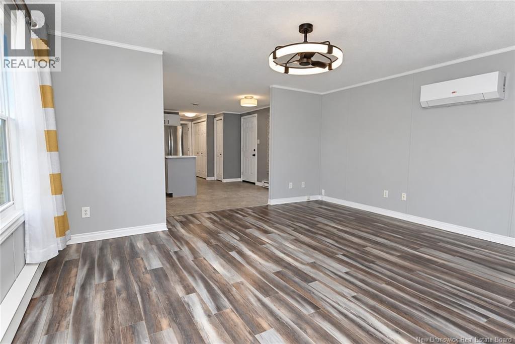 13 Wood Avenue - Image 18