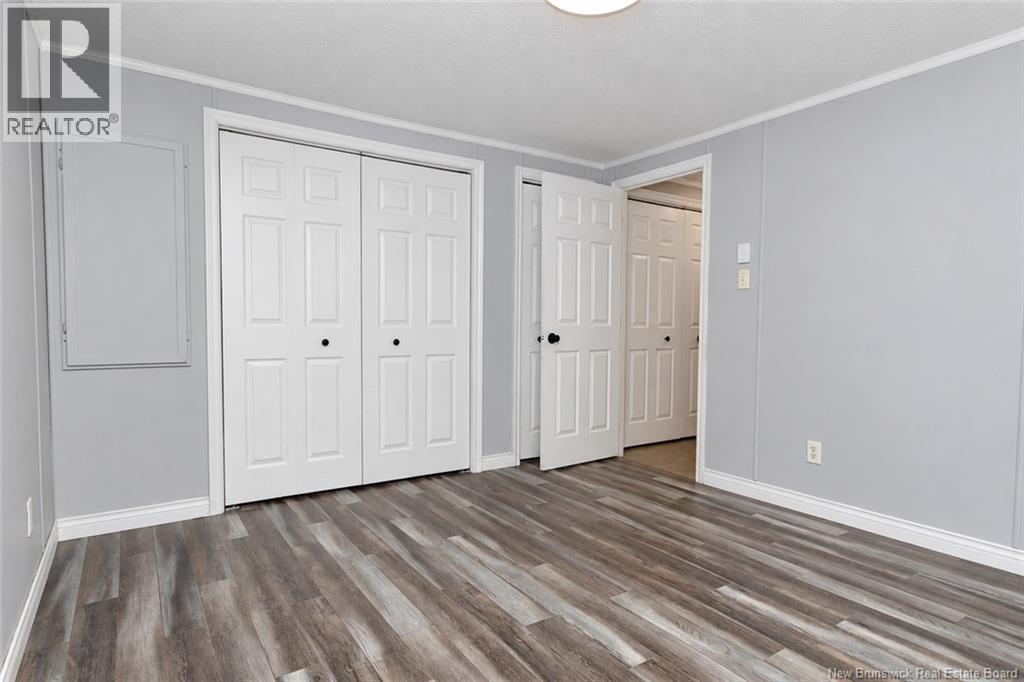 13 Wood Avenue - 16