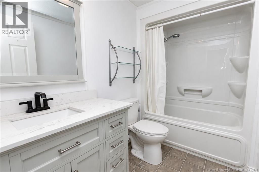 13 Wood Avenue - 13