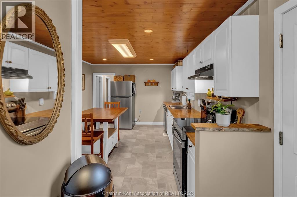 22644 Merlin ROAD - Image 16