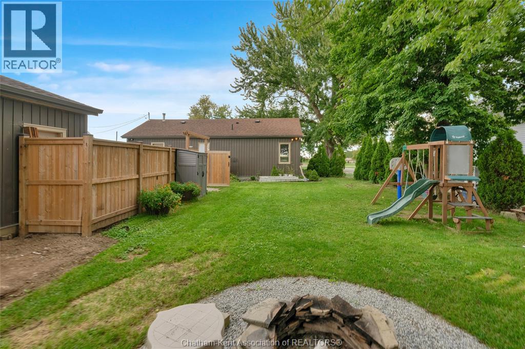 22644 Merlin ROAD - Image 32