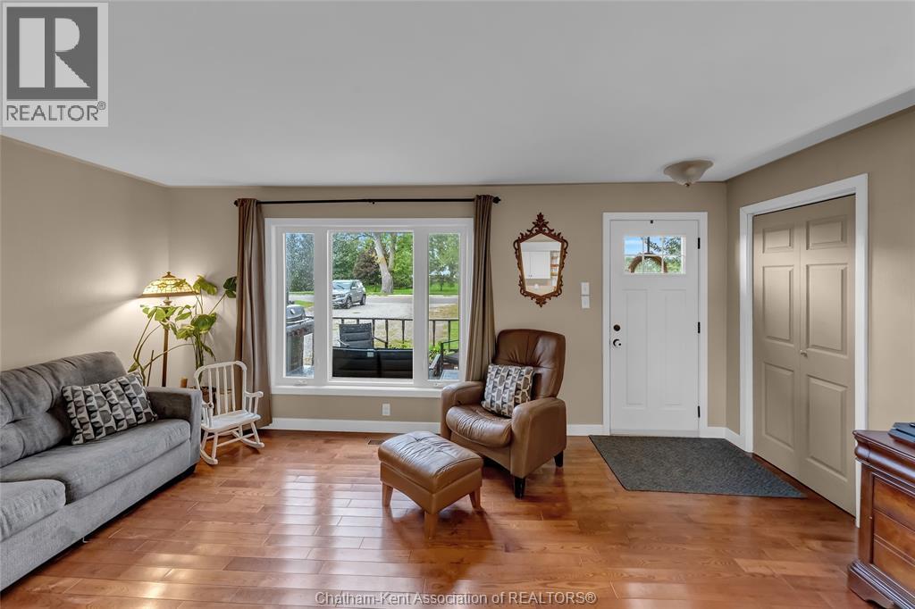 22644 Merlin ROAD - Image 4
