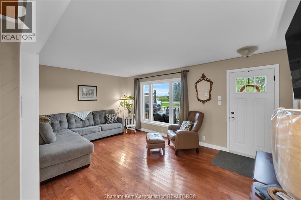 22644 Merlin ROAD - Image 5