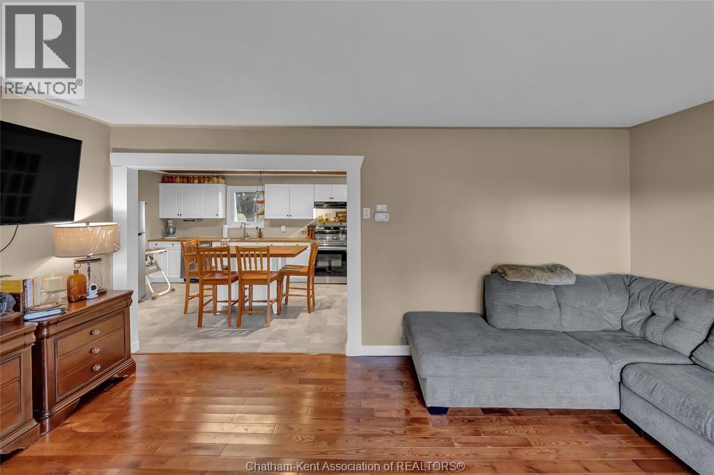 22644 Merlin ROAD - 7