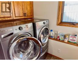 18 Heritage Close W, Lethbridge, AB T1K6R9 Photo 17