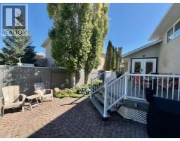 Family room - 18 Heritage Close W, Lethbridge, AB T1K6R9 Photo 6