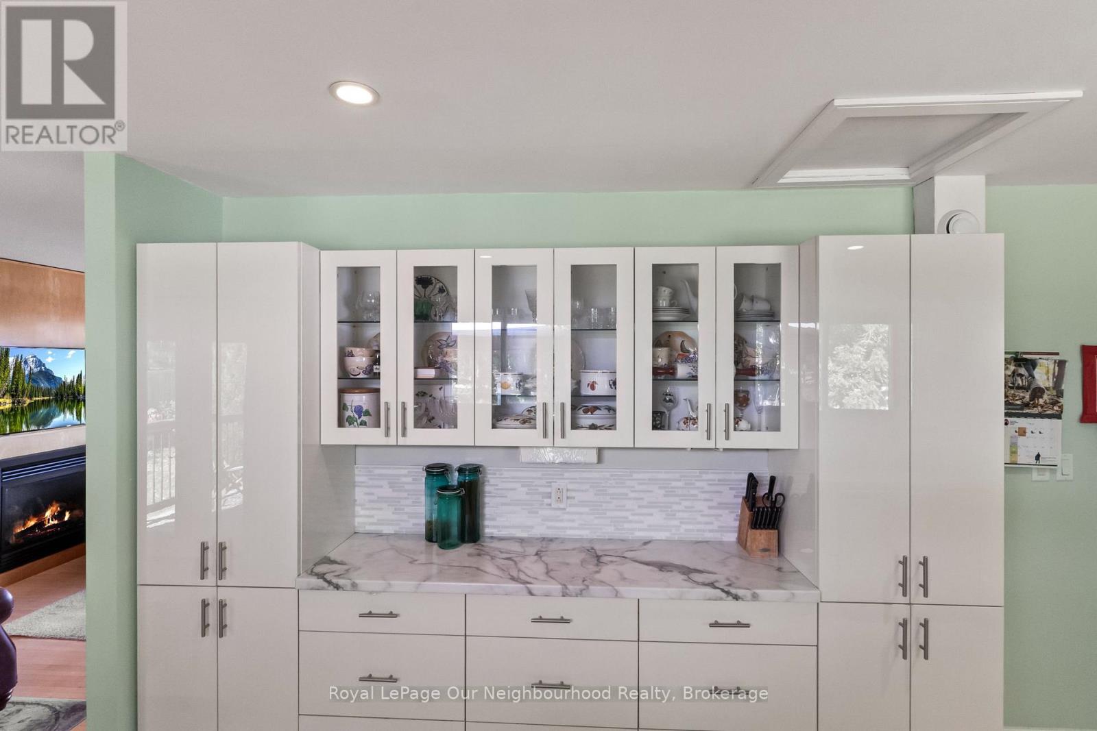 13 ORCHARD CRESCENT - Image 15