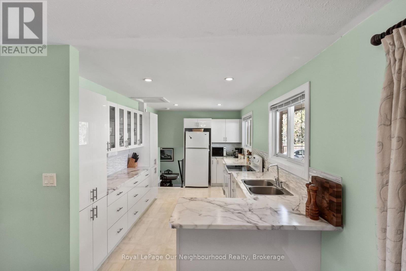 13 ORCHARD CRESCENT - Image 3
