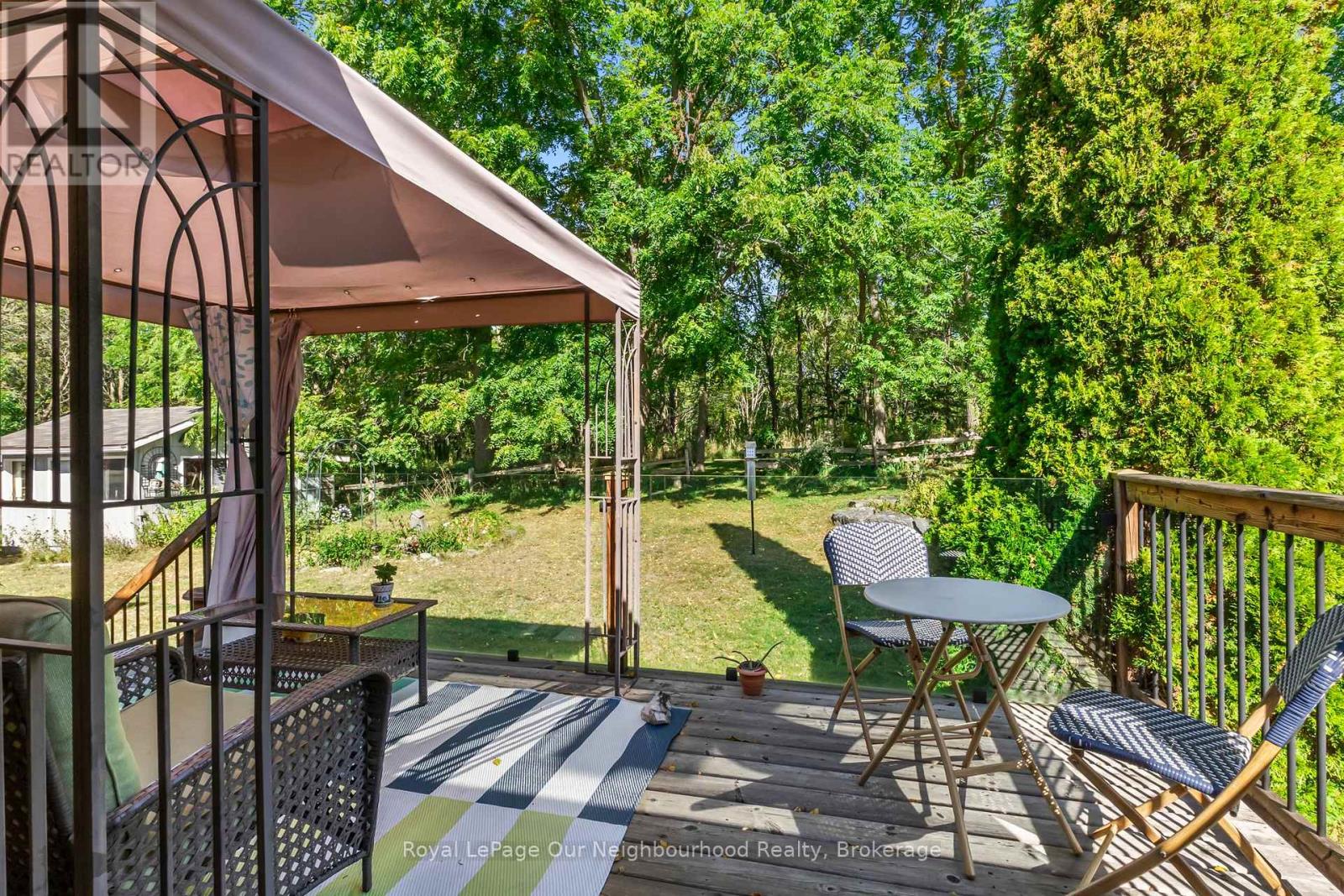 13 ORCHARD CRESCENT - 39