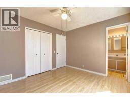 Bedroom - 5820 Rundlehorn Drive Ne, Calgary, AB T1Y2C3 Photo 9