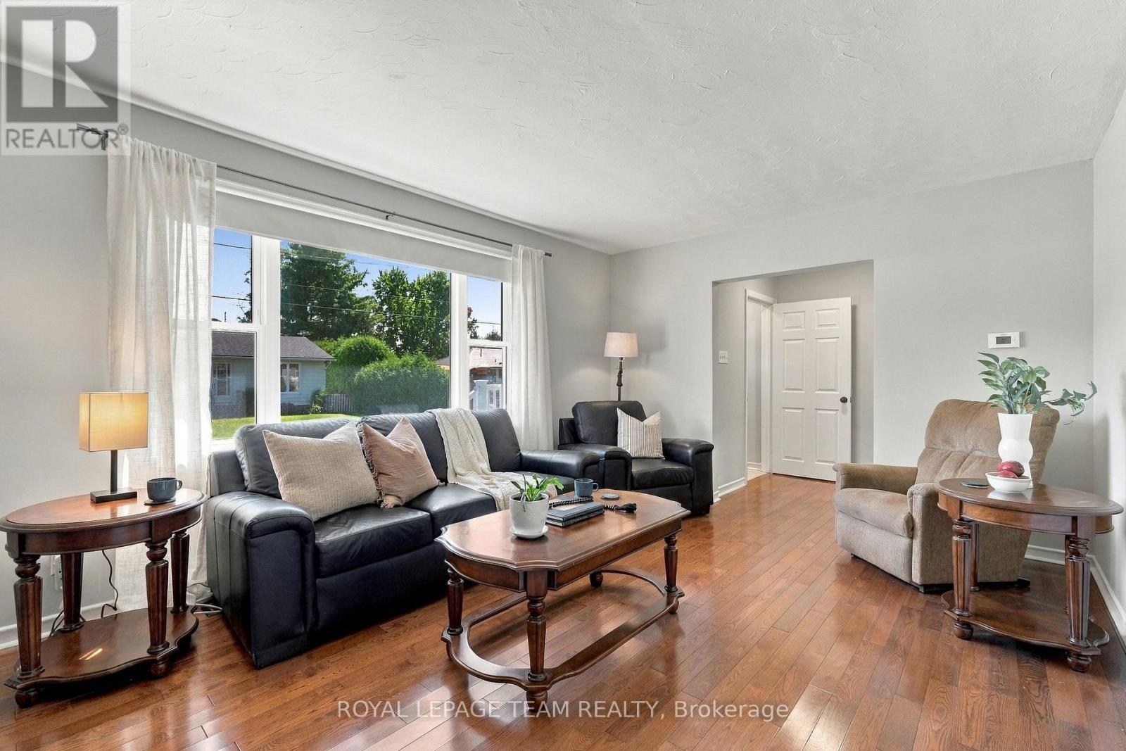 309 GEORGE STREET EAST - 10