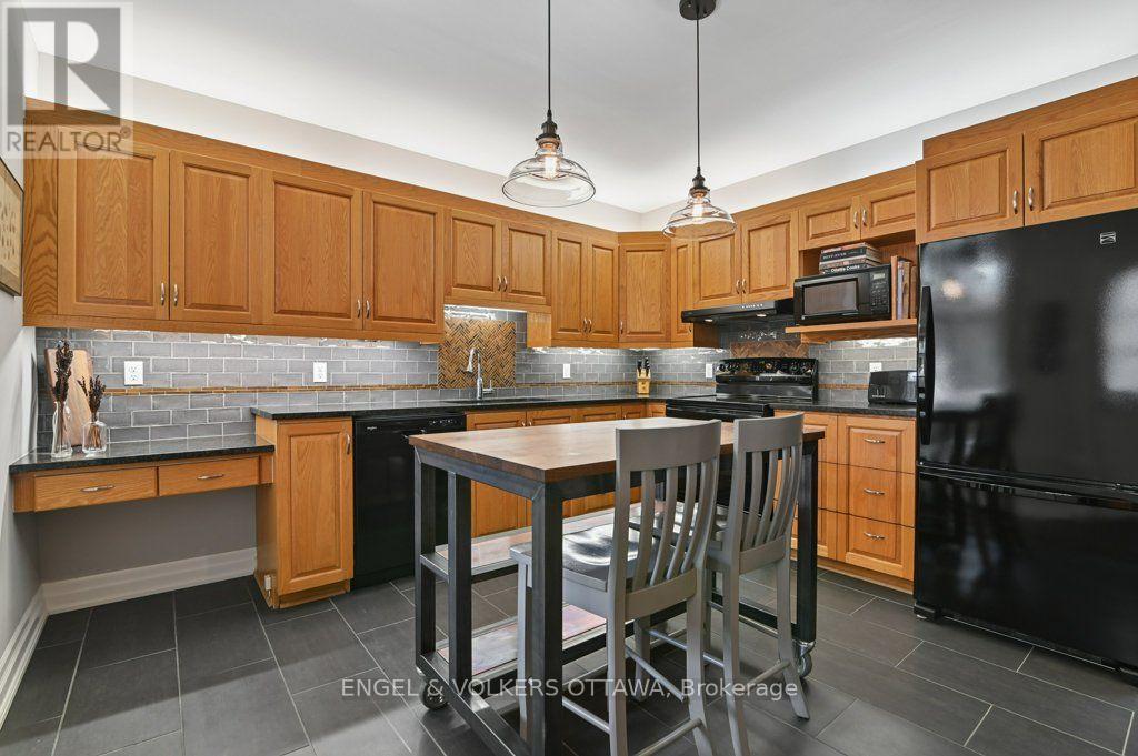390 WINSTON AVENUE - Image 15