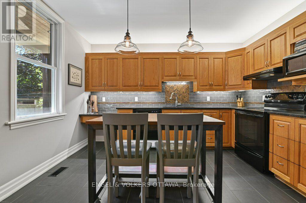 390 WINSTON AVENUE - Image 16
