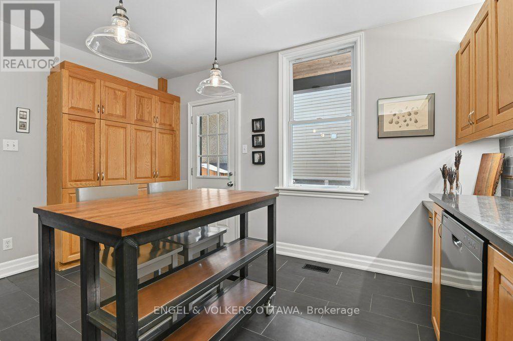 390 WINSTON AVENUE - Image 18