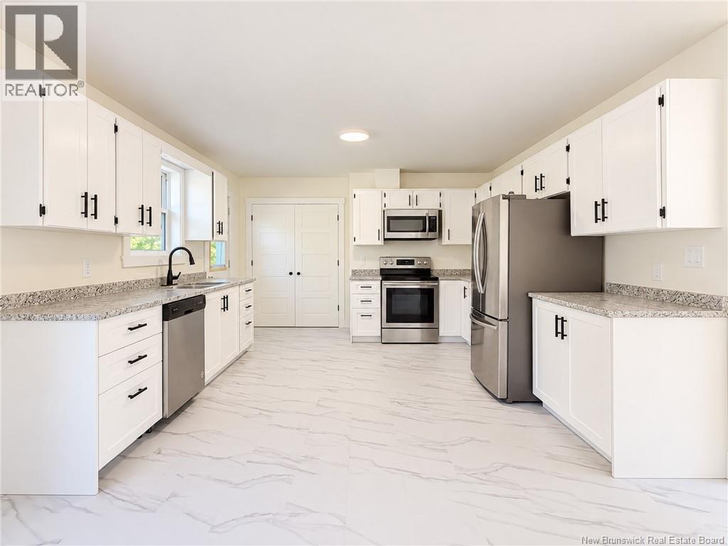 241 Claudie Road - Image 15