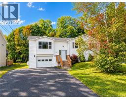 241 Claudie Road, photo 3