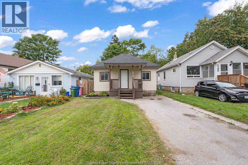 3796 Glenfield STREET - 2