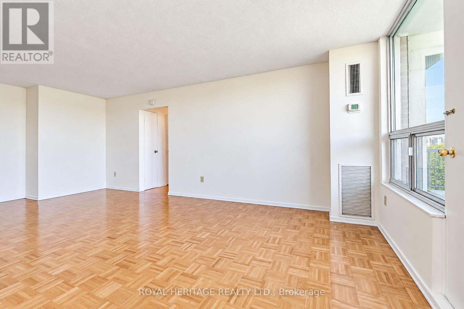 #603 10 EDGECLIFF GOLFWAY - 14