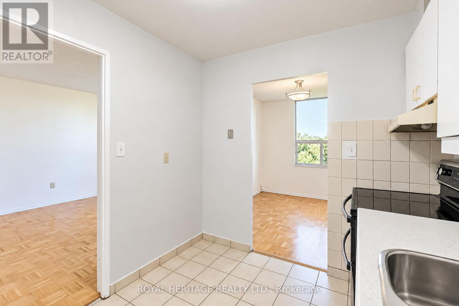 #603 10 EDGECLIFF GOLFWAY - 20