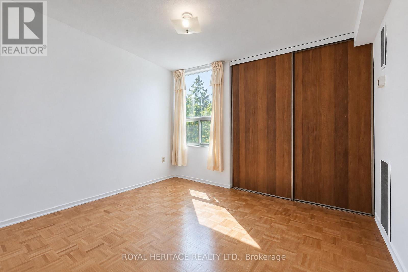 #603 10 EDGECLIFF GOLFWAY - 23