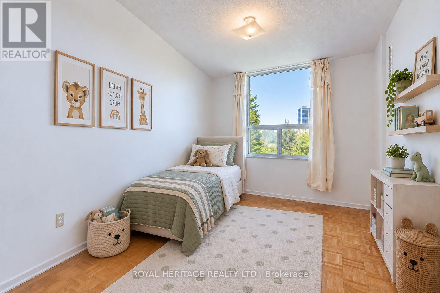 #603 10 EDGECLIFF GOLFWAY - 26