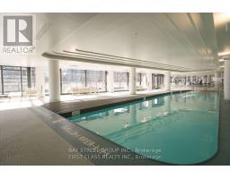 1402 - 11 Wellesley Street W, Toronto, ON M4Y0G4 Photo 15