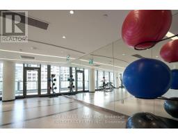1402 - 11 Wellesley Street W, Toronto, ON M4Y0G4 Photo 19