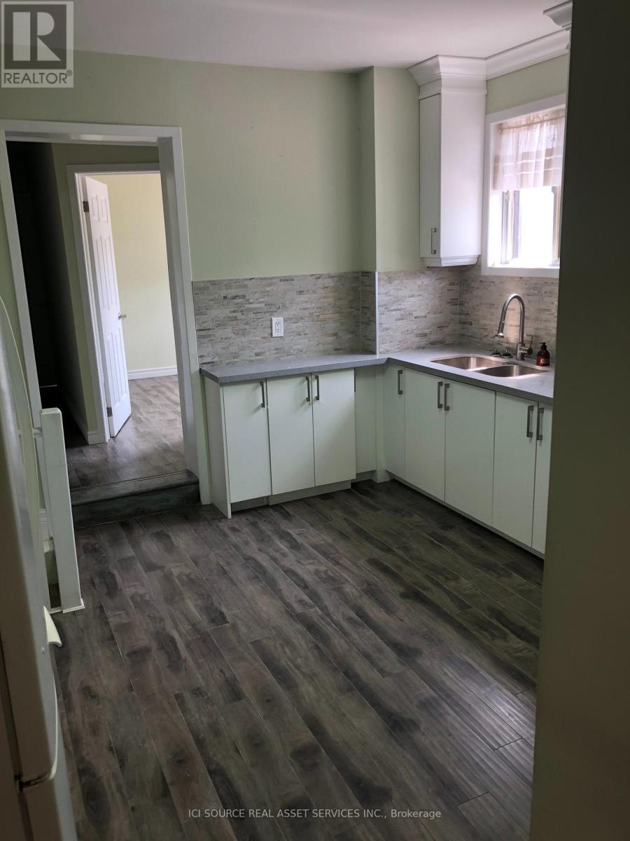 Photo of 849 Bathurst Street