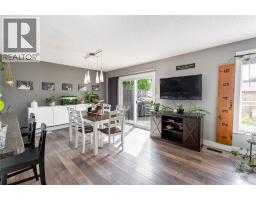 4069 Pine Crescent, Petrolia, ON N0N1R0 Photo 11