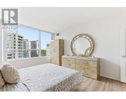 814 - 11 Townsgate Drive, Vaughan, ON L4J8G4 Photo 25