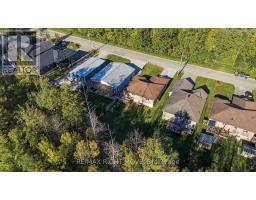 3240 Goldstein Road, Severn, ON L0K2B0 Photo 37