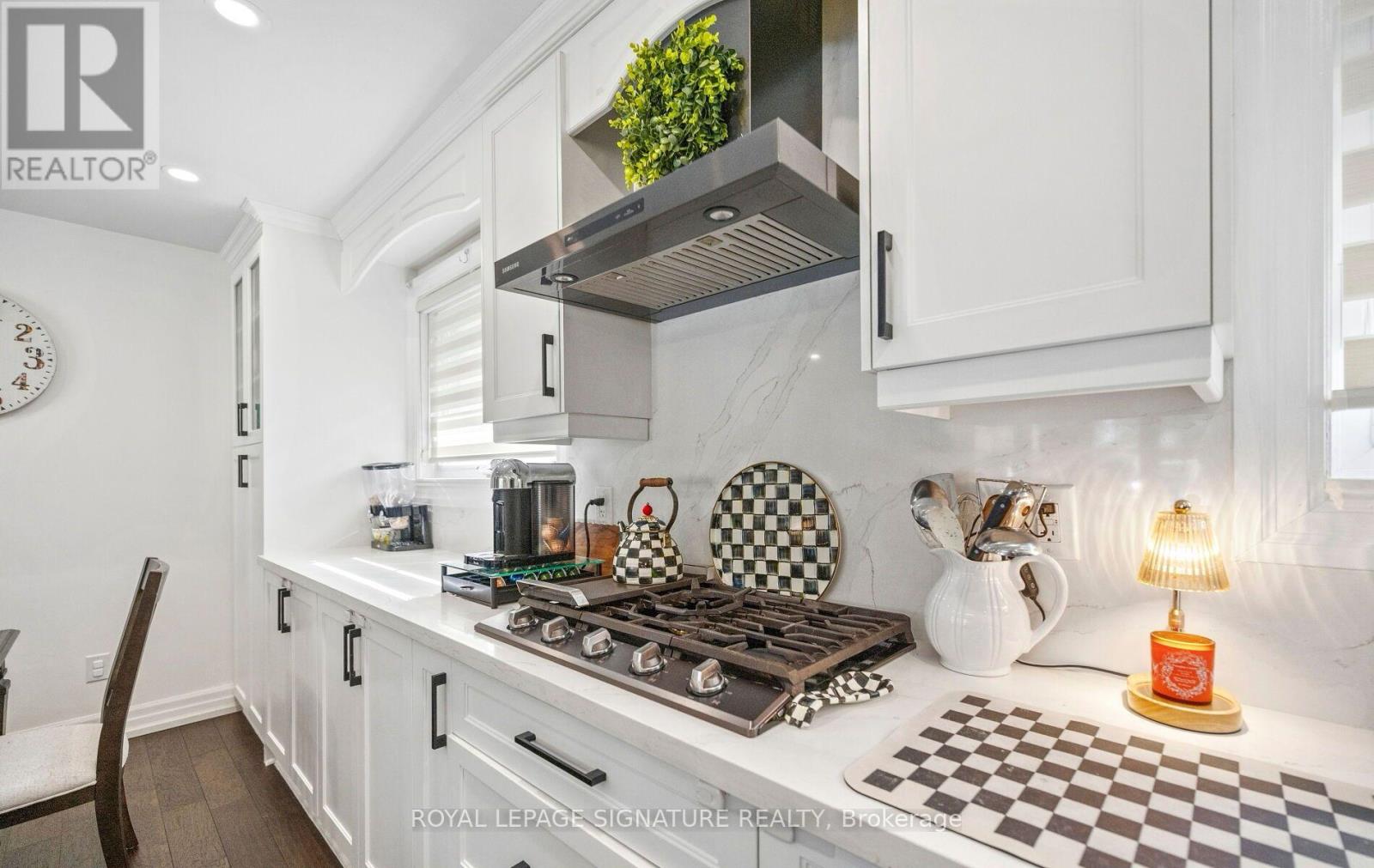 57 SABRINA DRIVE - Image 9