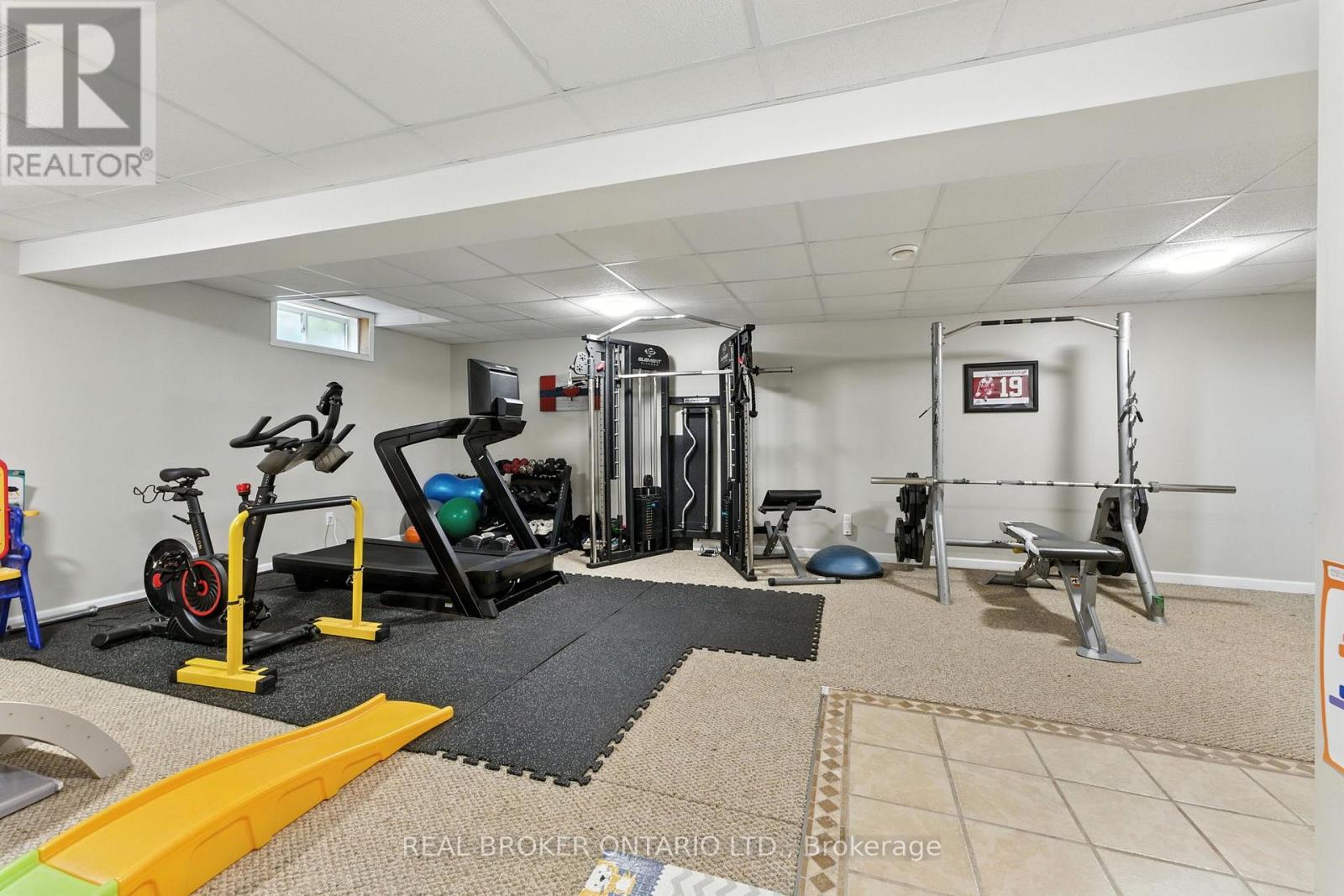 53 HAWTREY ROAD - 24