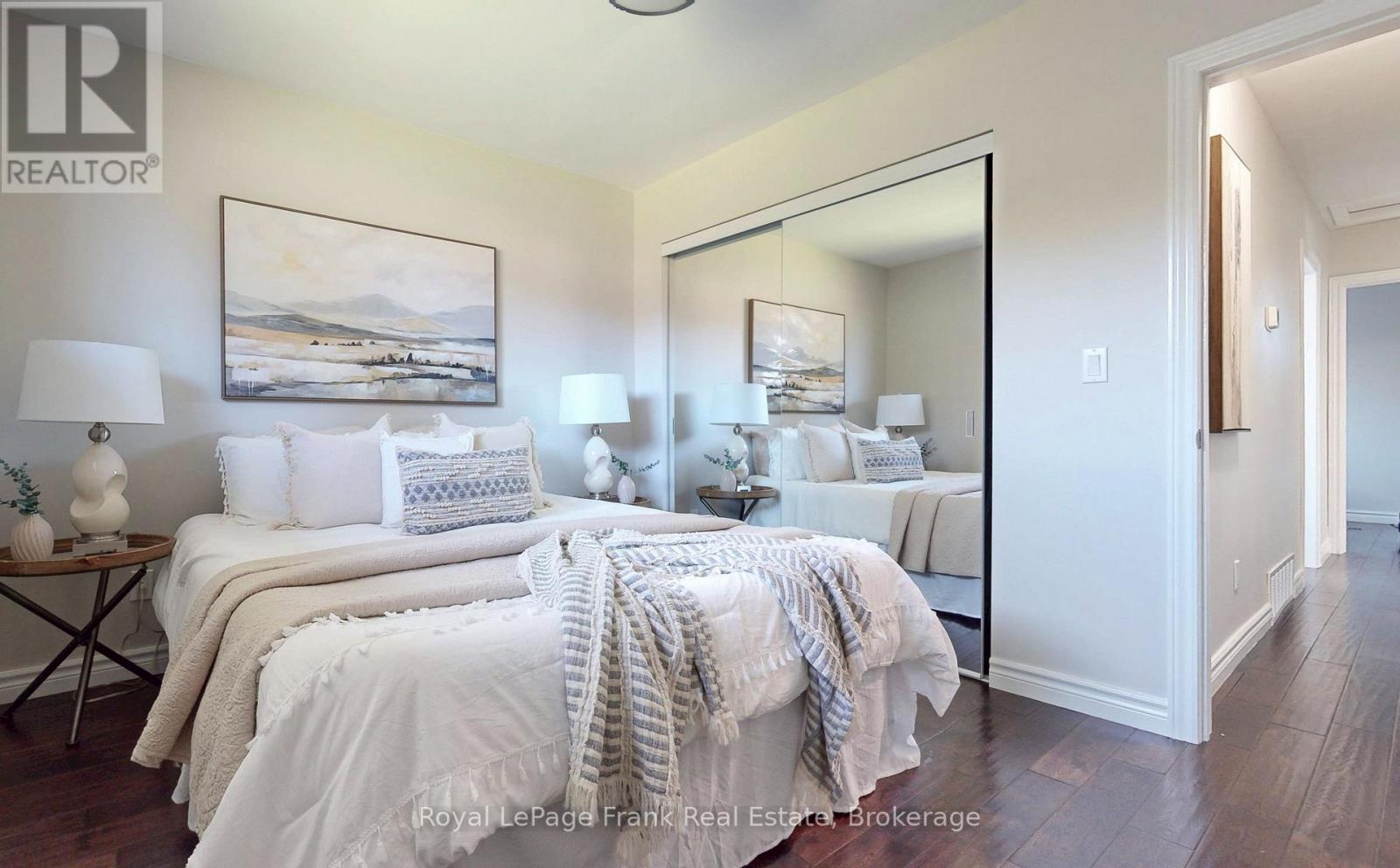 121 LABRADOR DRIVE - 15