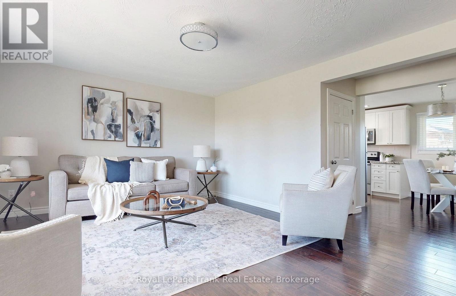 121 LABRADOR DRIVE - 9